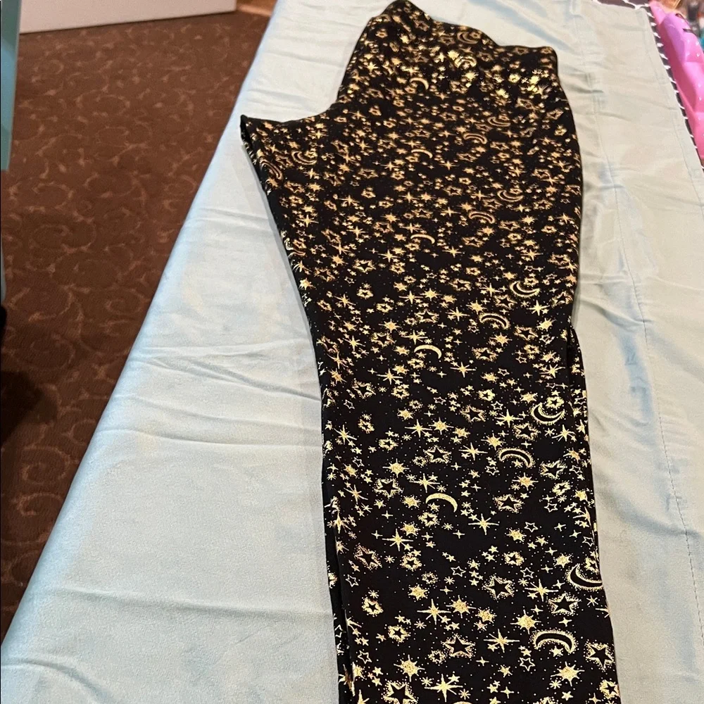 Torrid Black and Gold Celestial Print Leggings NEW - Picture 2 of 7